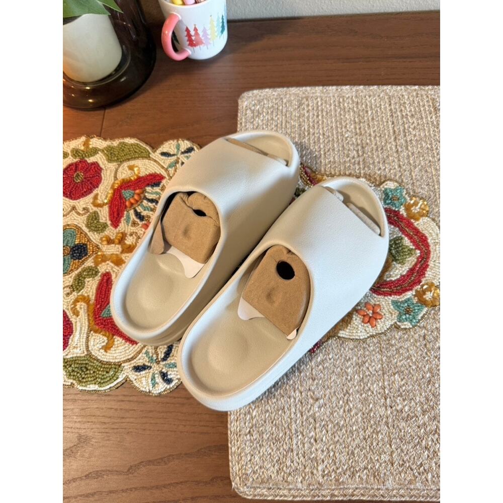 YZY YS-01 Cream Yeezy Slides Pure - Picture 5 of 7